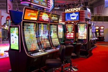 SA Gaming table selection menu on gowin789 apk showing available games and stake levels